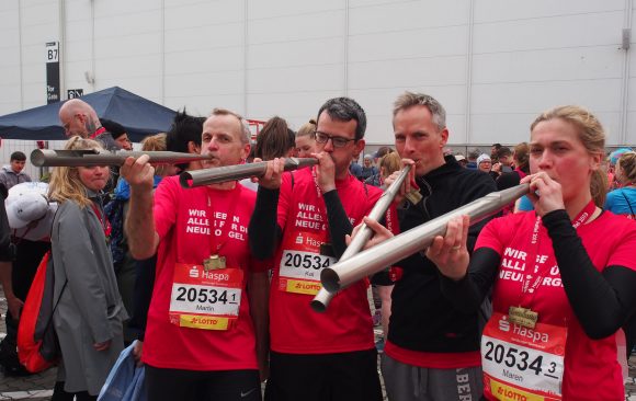 Staffel-Team erläuft 5.000 Euro beim Haspa-Marathon!